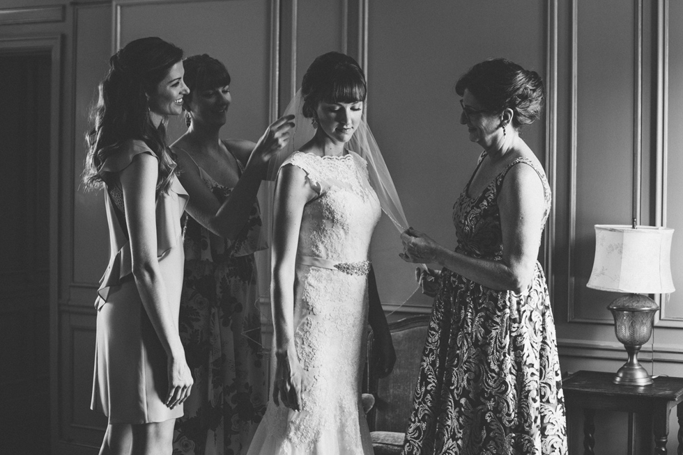 dresser mansion wedding