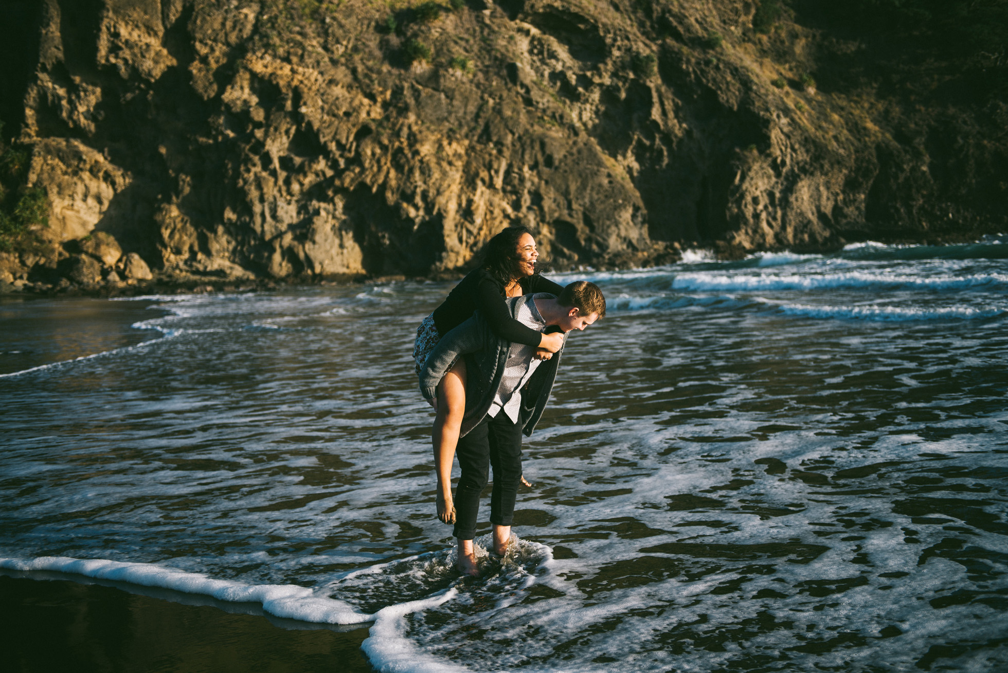 piha beach engagement