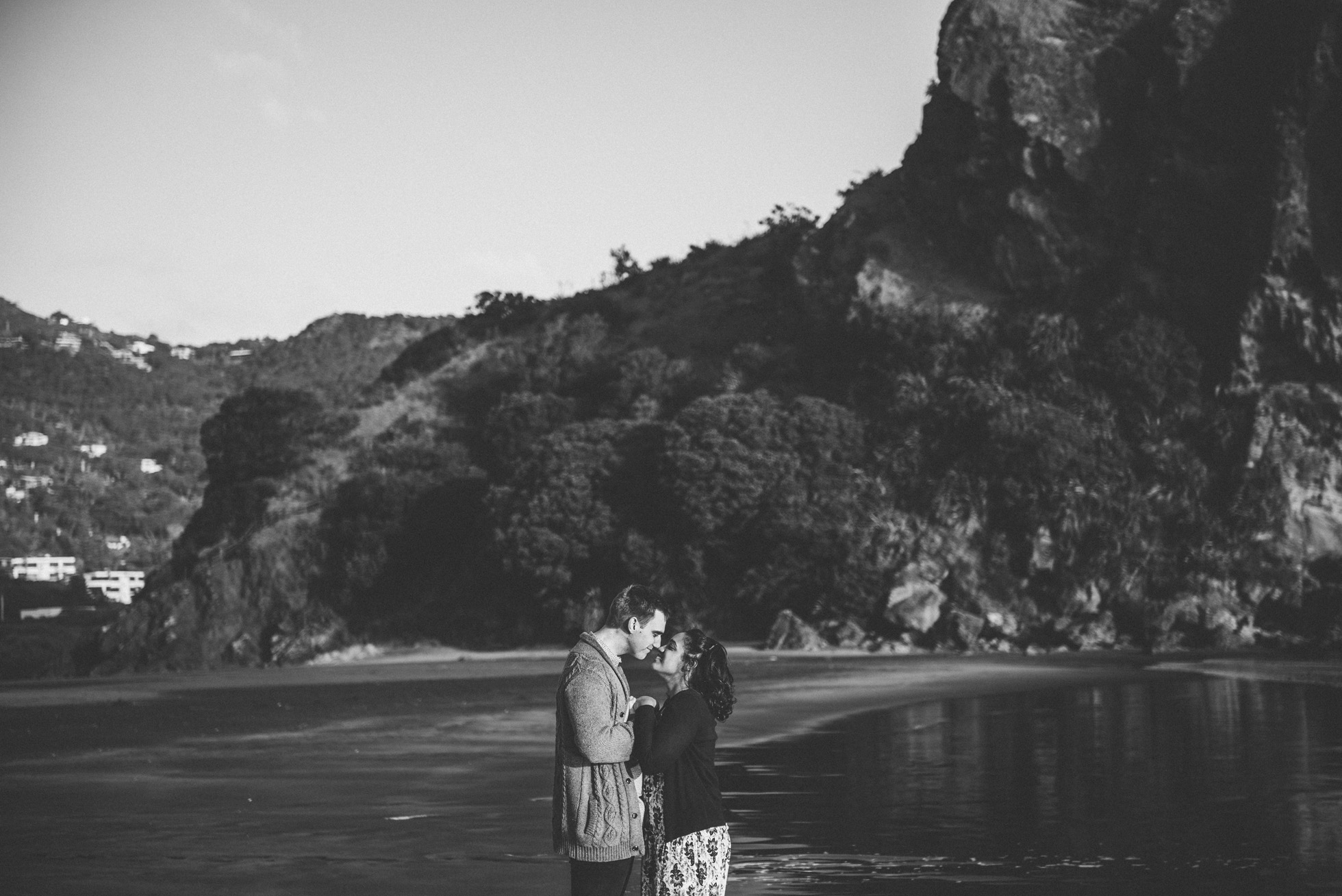 piha beach engagement