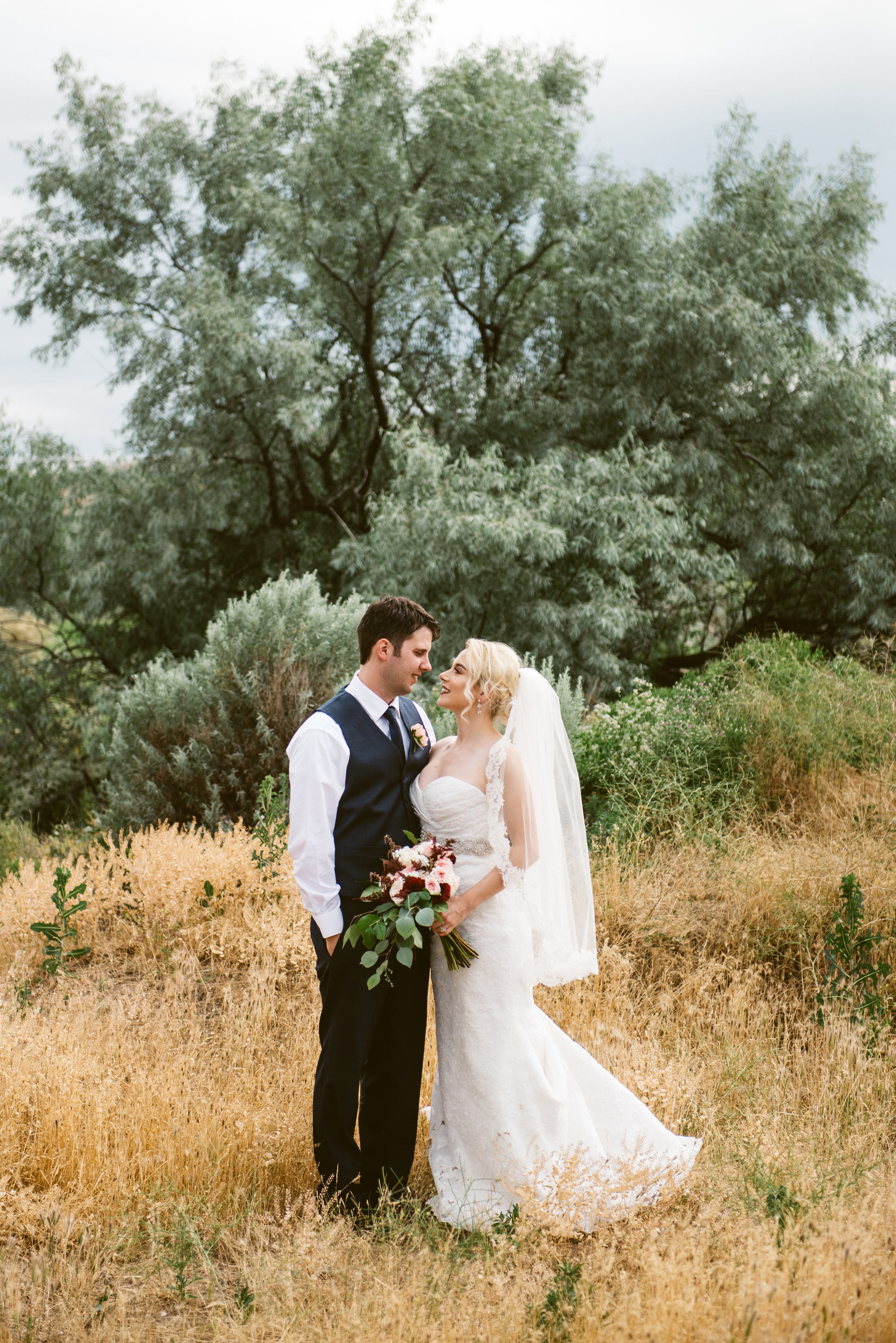 Tri-Cities Washington State Park Wedding