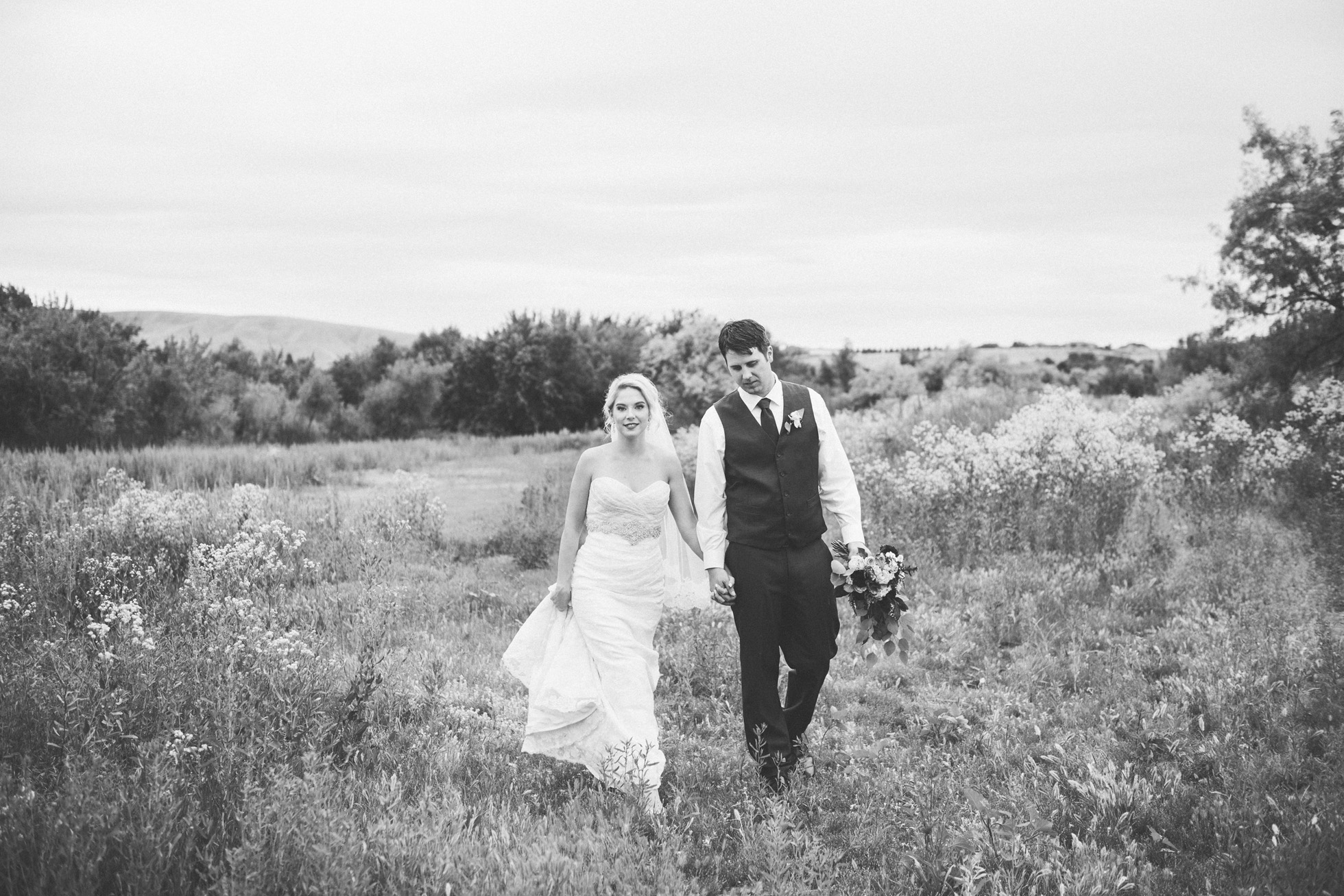 Tri-Cities Washington State Park Wedding