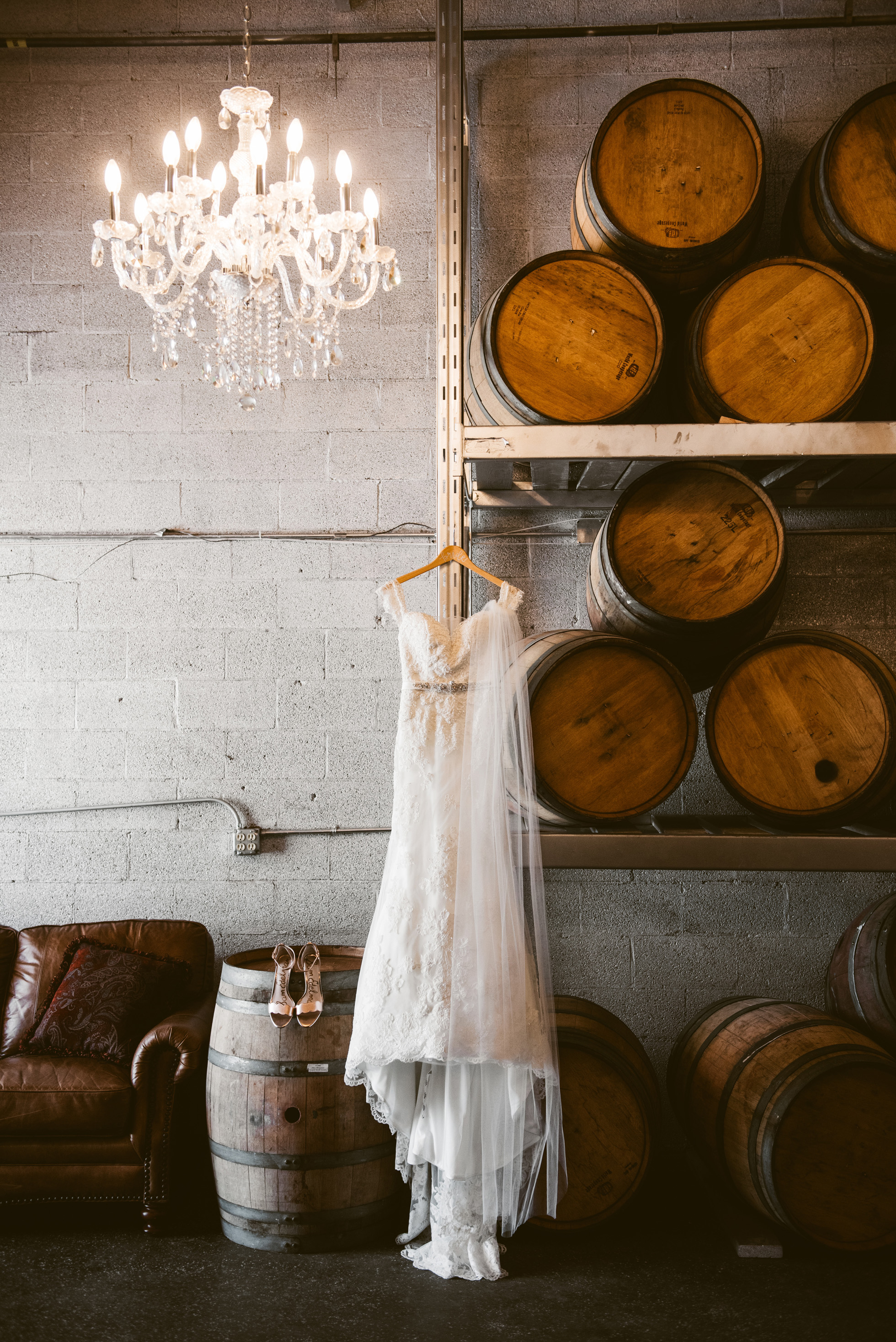 Pearl District Building Tulsa Wedding Colby Becca