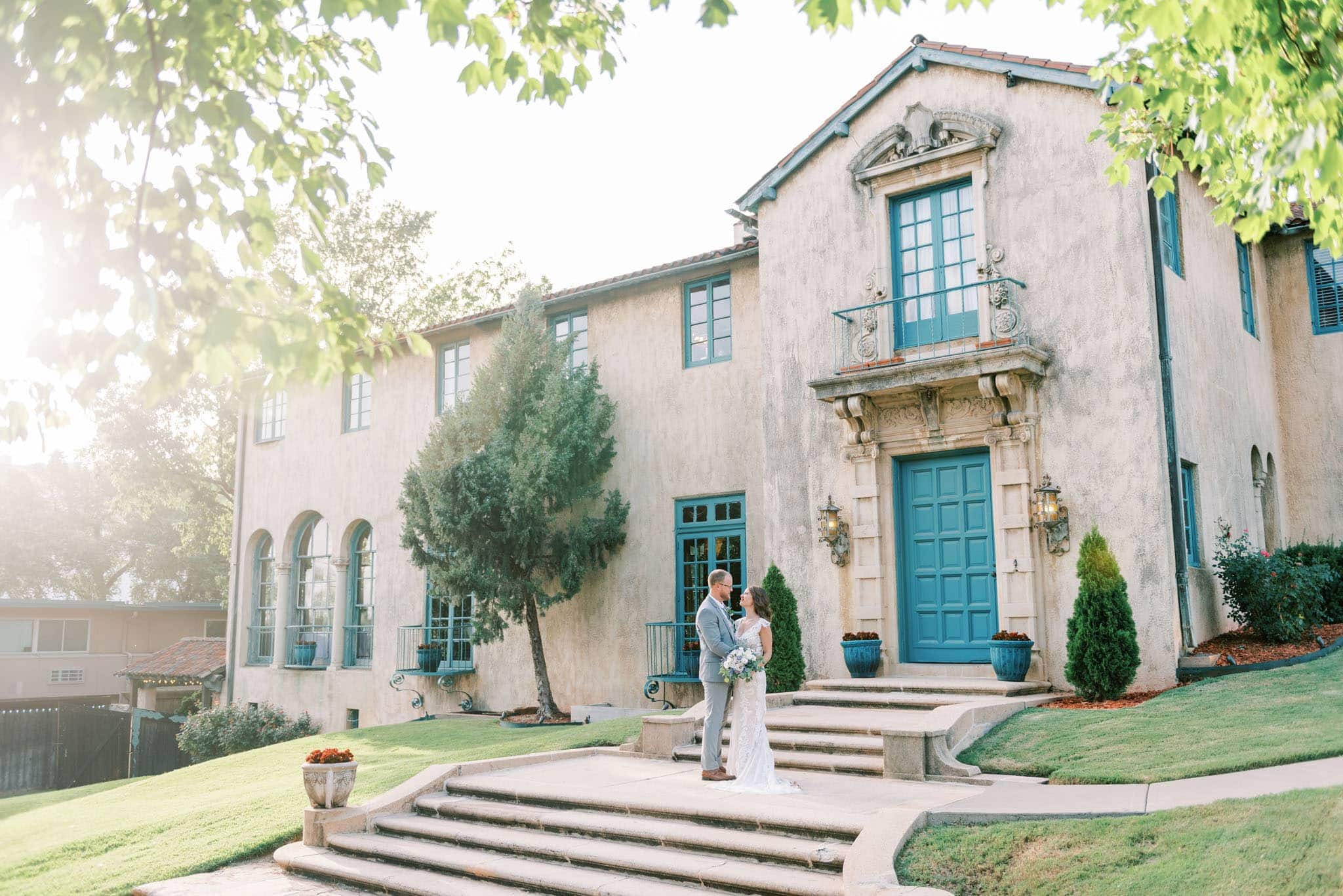 Wedding at the Dresser Mansion in Tulsa Oklahoma