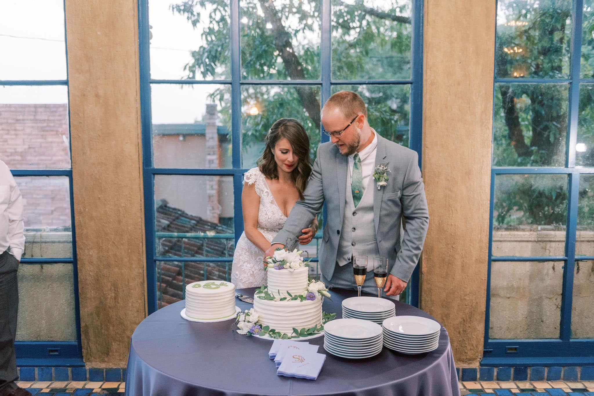 Wedding at the Dresser Mansion in Tulsa Oklahoma