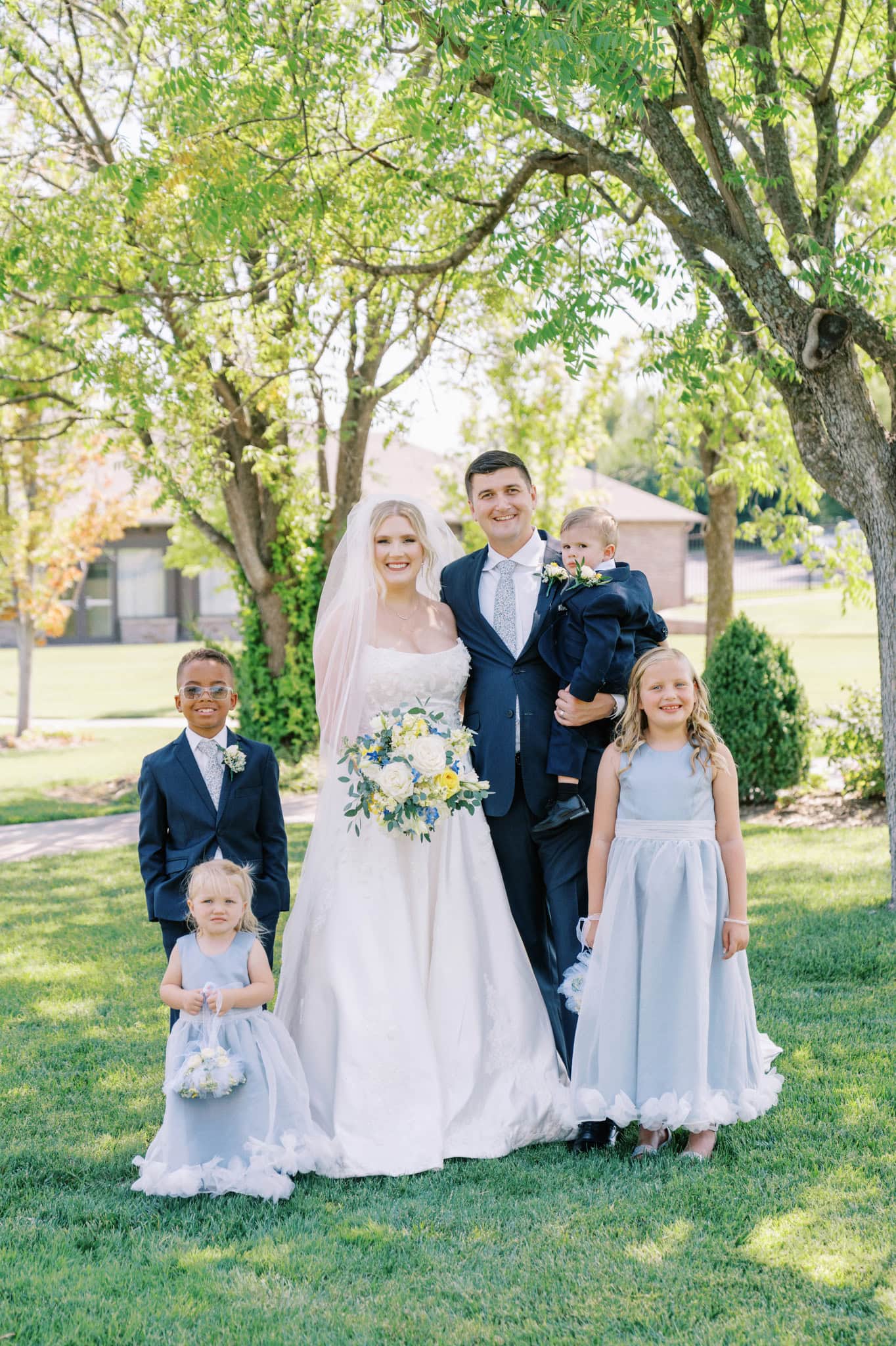 summer wedding at Coles Garden in Oklahoma City