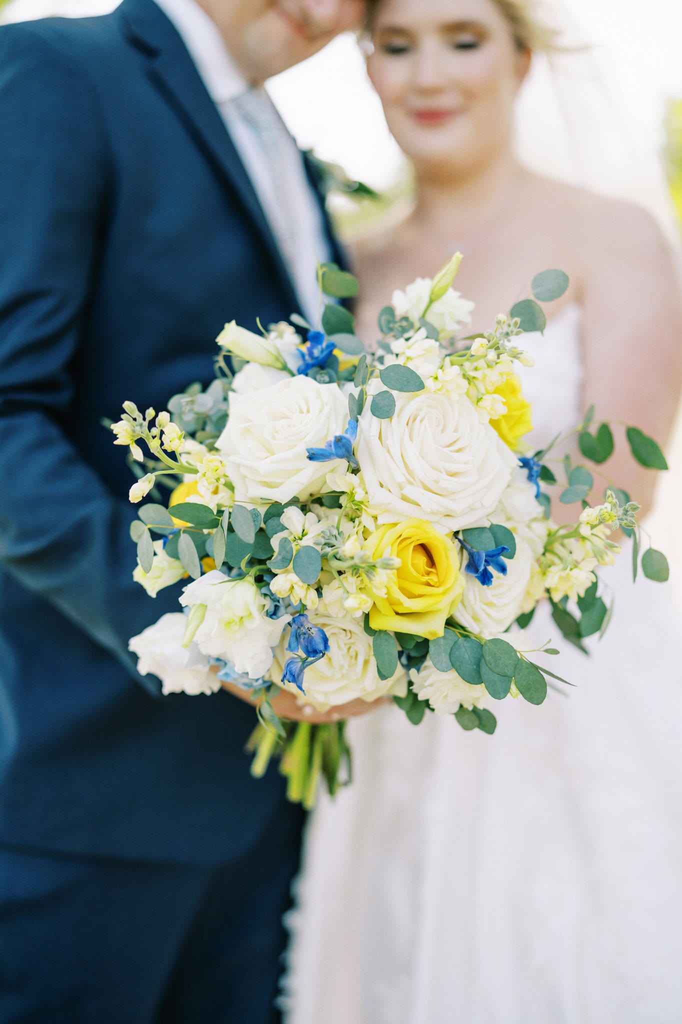 summer wedding at Coles Garden in Oklahoma City