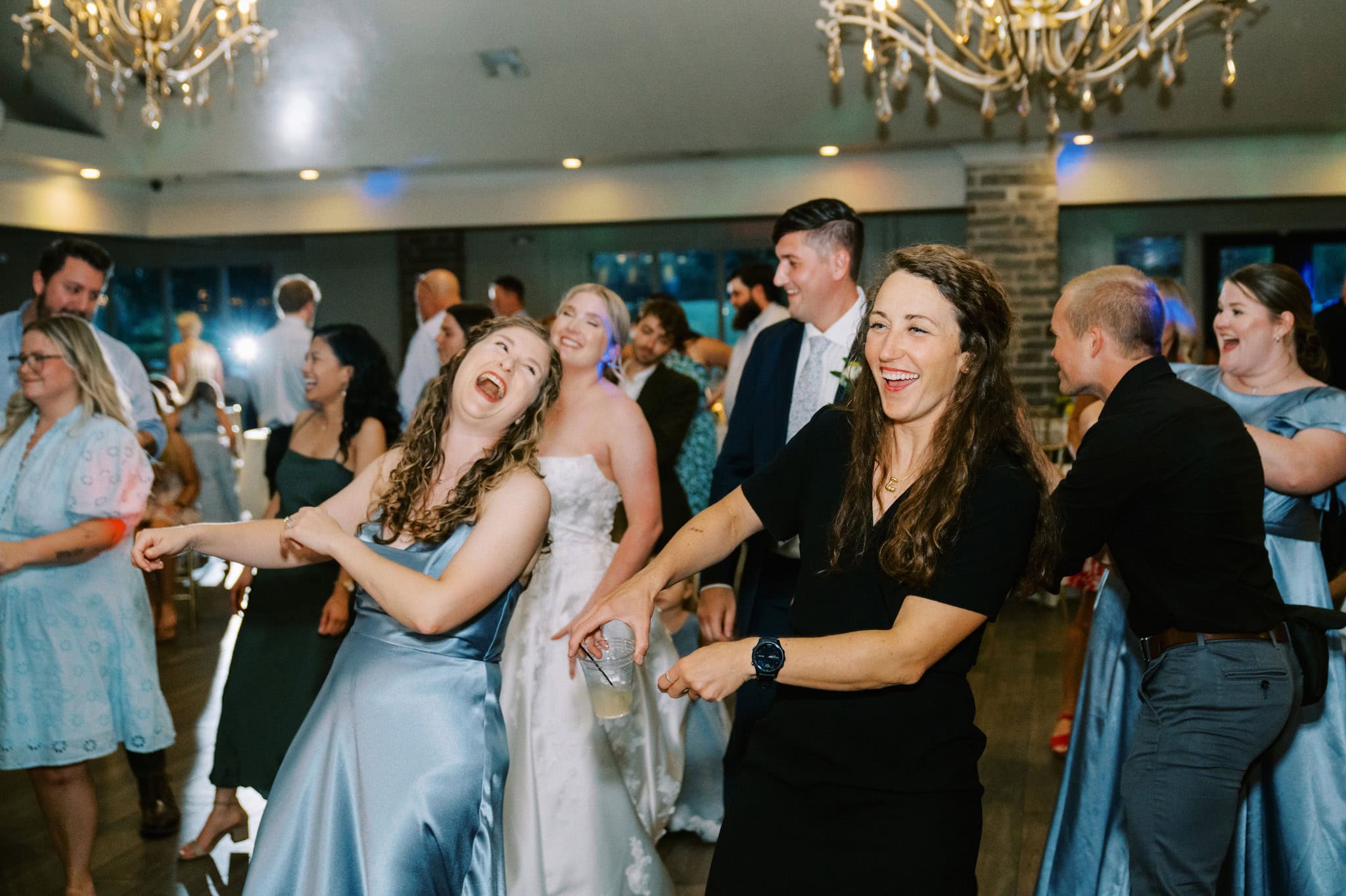 summer wedding at Coles Garden in Oklahoma City