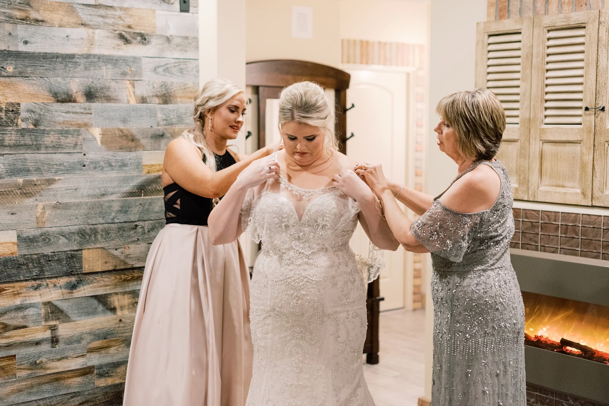 Rocky Mountain Wedding at Della Terra Mountain Chateau in Estes Park, Colorado