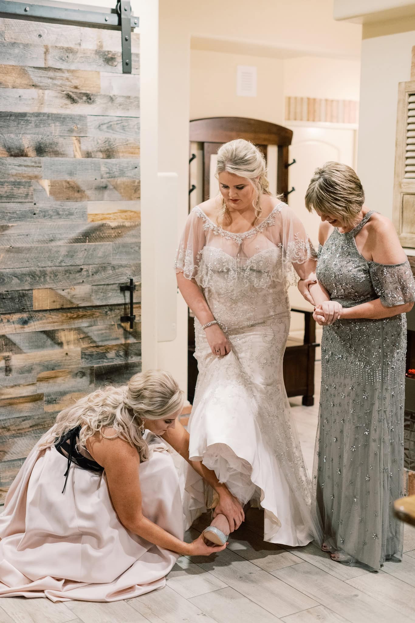 Rocky Mountain Wedding at Della Terra Mountain Chateau in Estes Park, Colorado