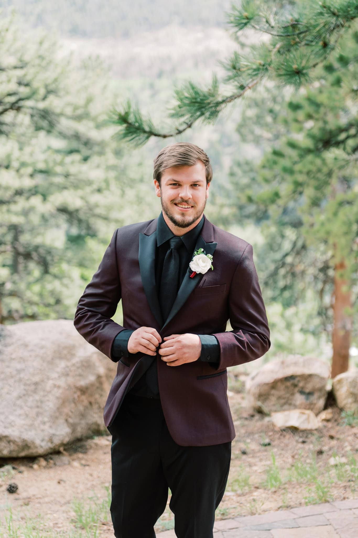 Rocky Mountain Wedding at Della Terra Mountain Chateau in Estes Park, Colorado