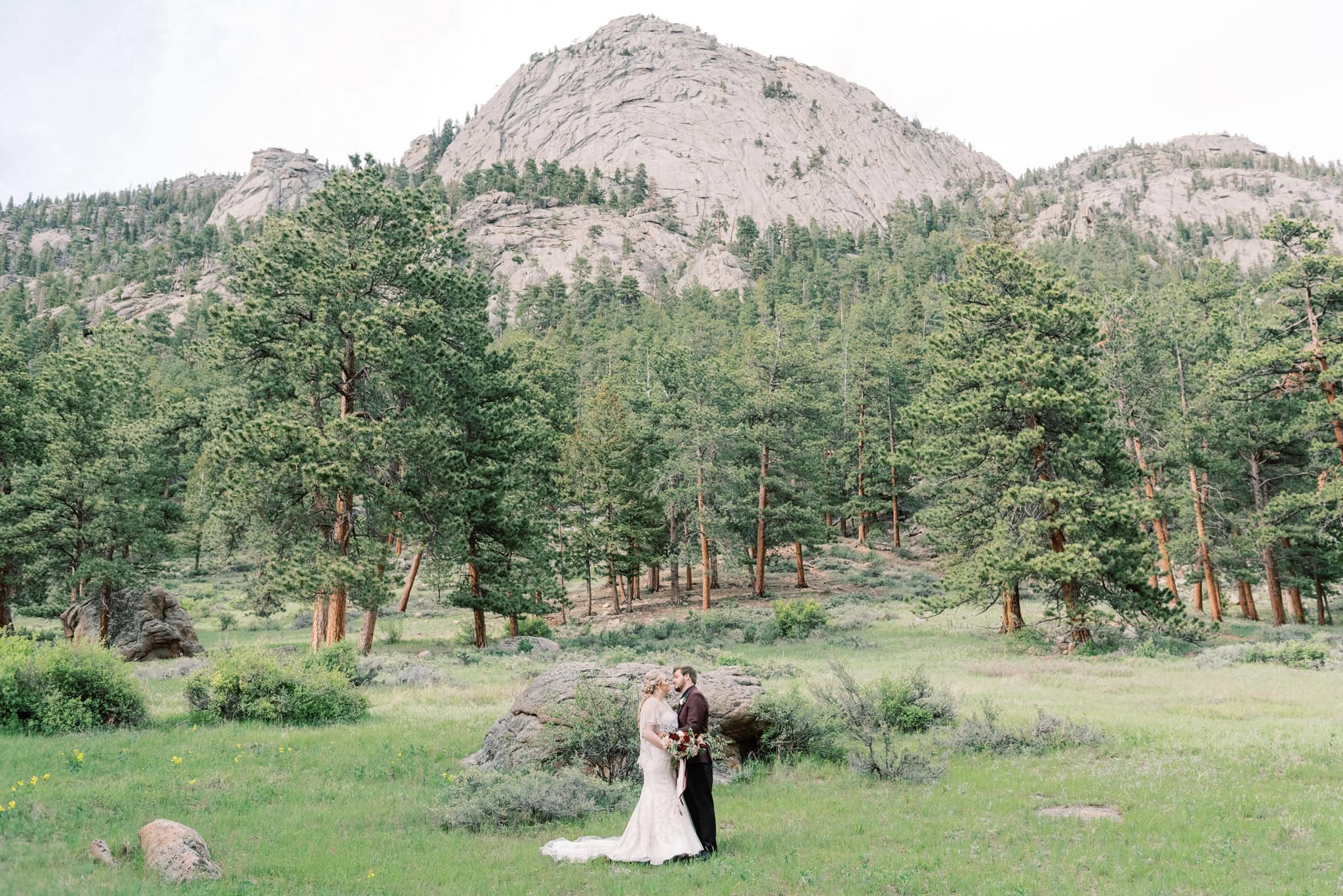 Rocky Mountain Wedding at Della Terra Mountain Chateau in Estes Park, Colorado