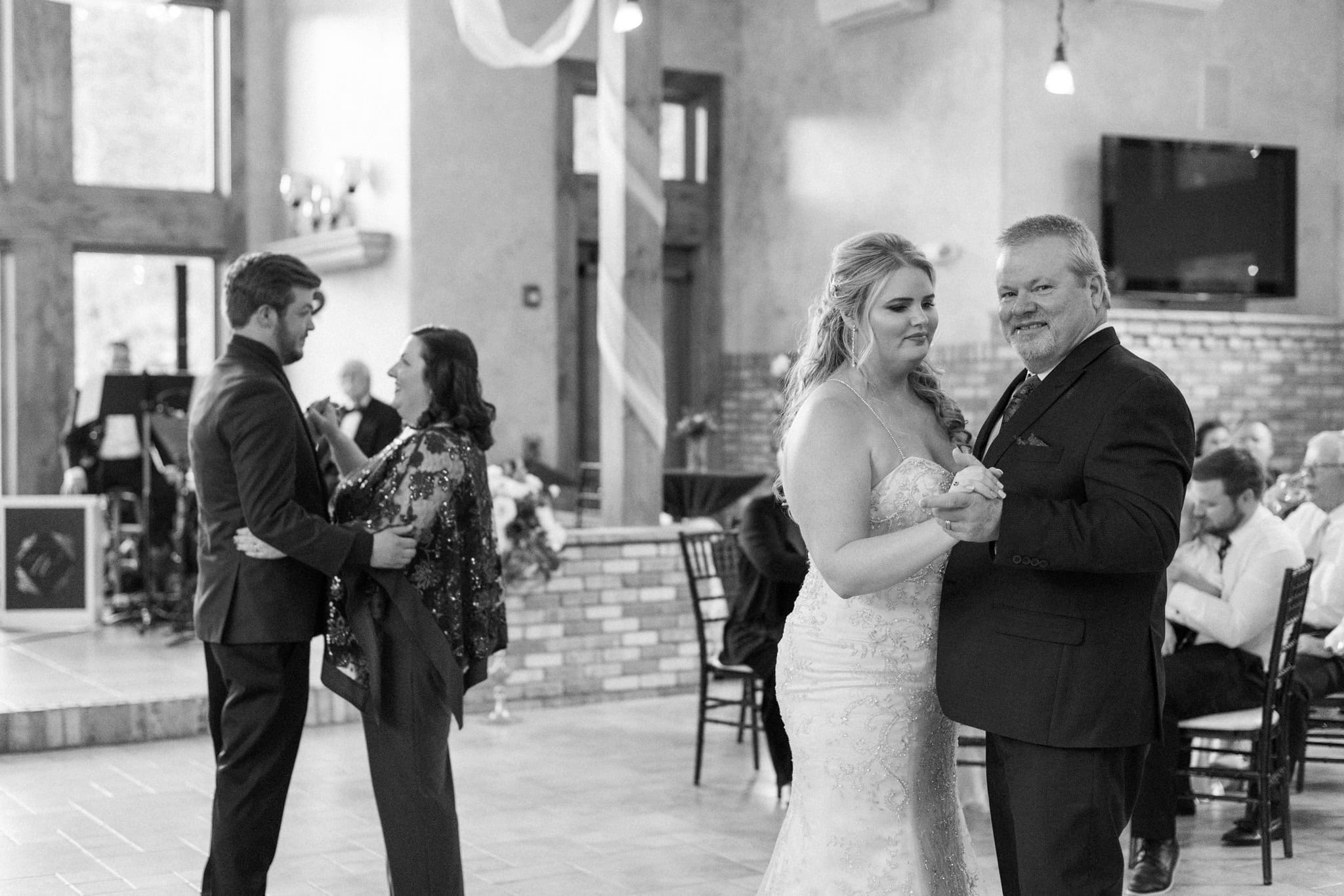 Rocky Mountain Wedding at Della Terra Mountain Chateau in Estes Park, Colorado