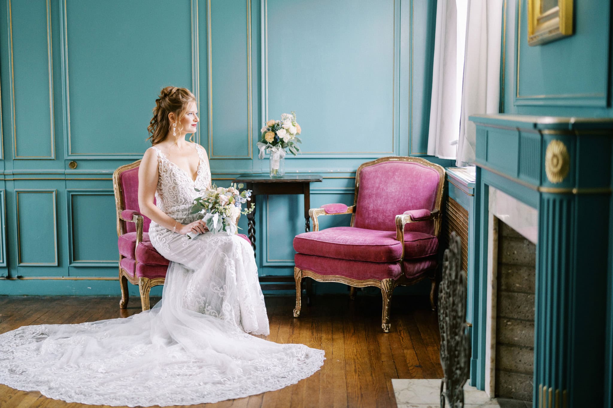 Playful and Romantic Wedding at the Dresser Mansion in Tulsa, Oklahoma