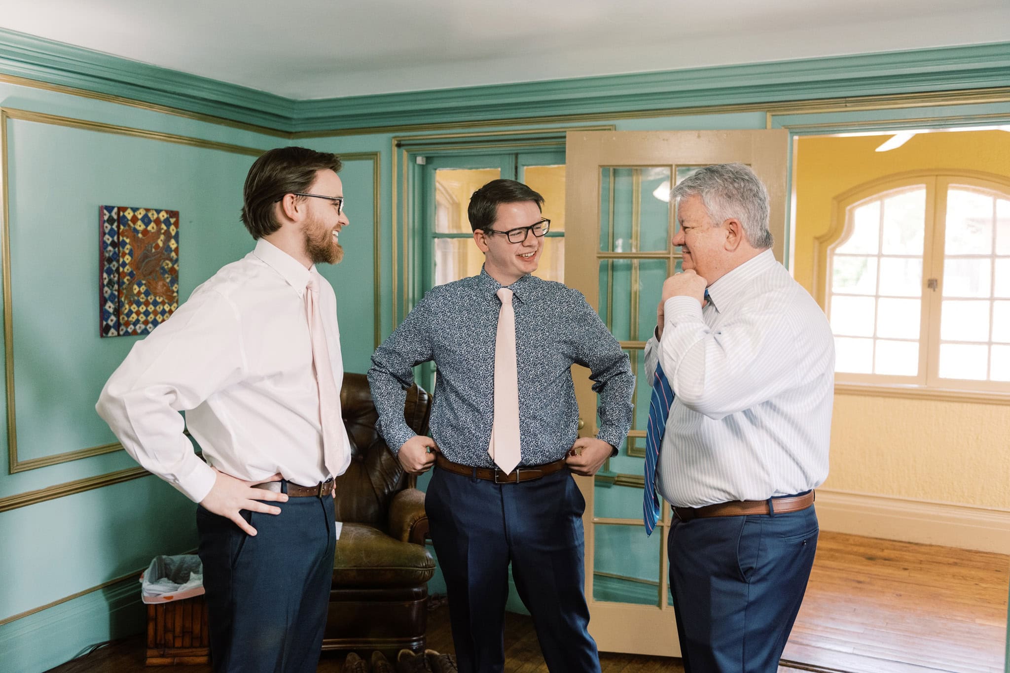 Softly Styled Wedding at the Dresser Mansion in Tulsa, Oklahoma