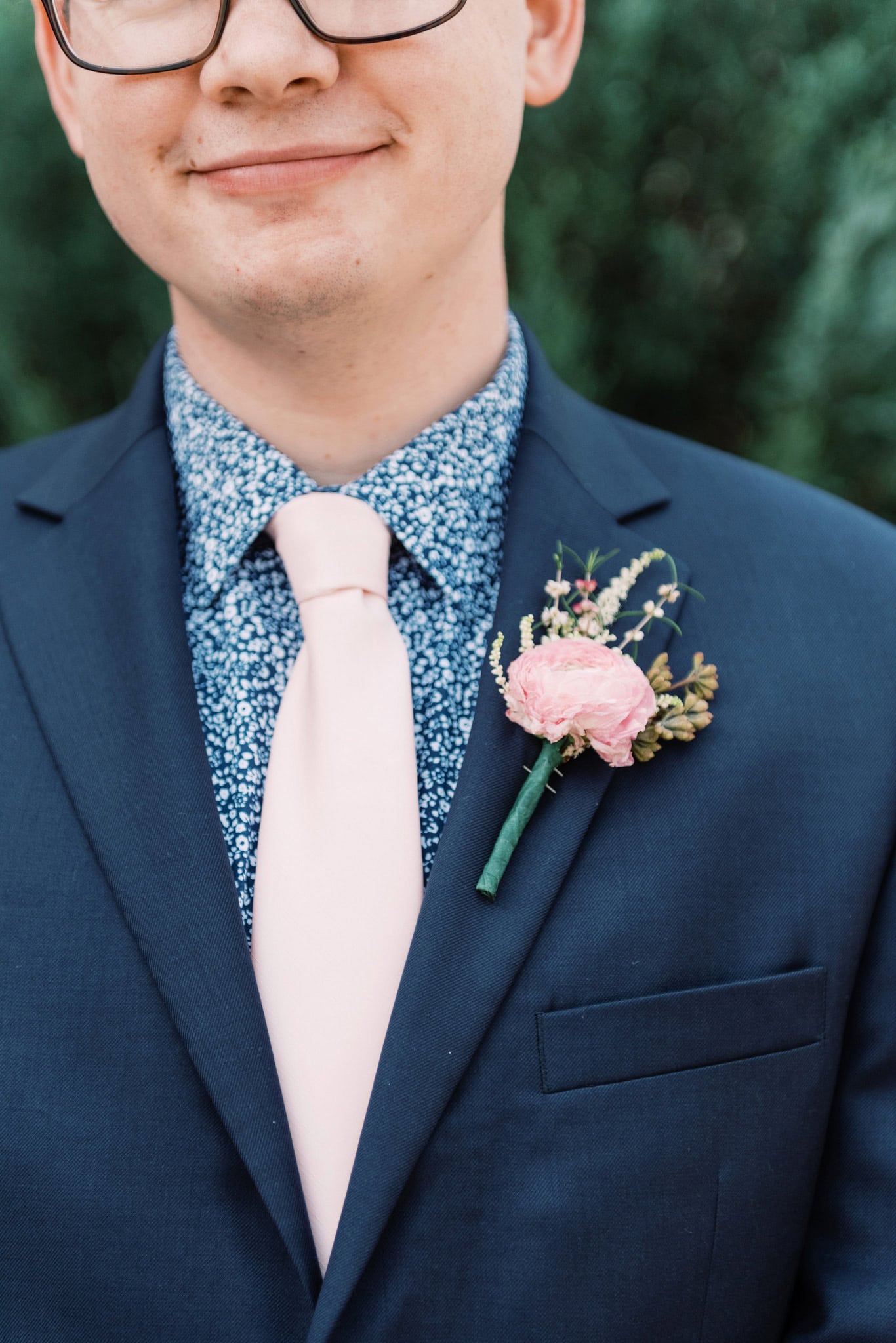 Softly Styled Wedding at the Dresser Mansion in Tulsa, Oklahoma