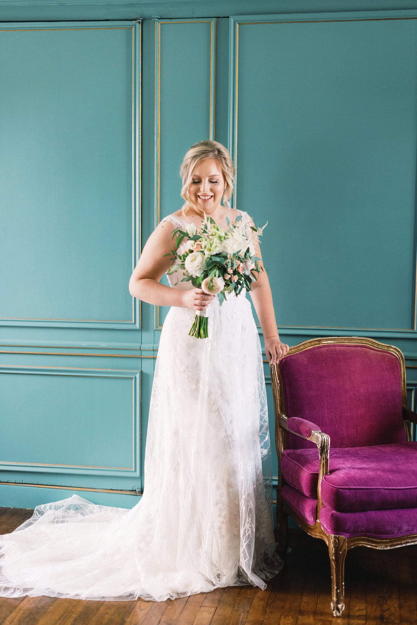 Softly Styled Wedding at the Dresser Mansion in Tulsa, Oklahoma