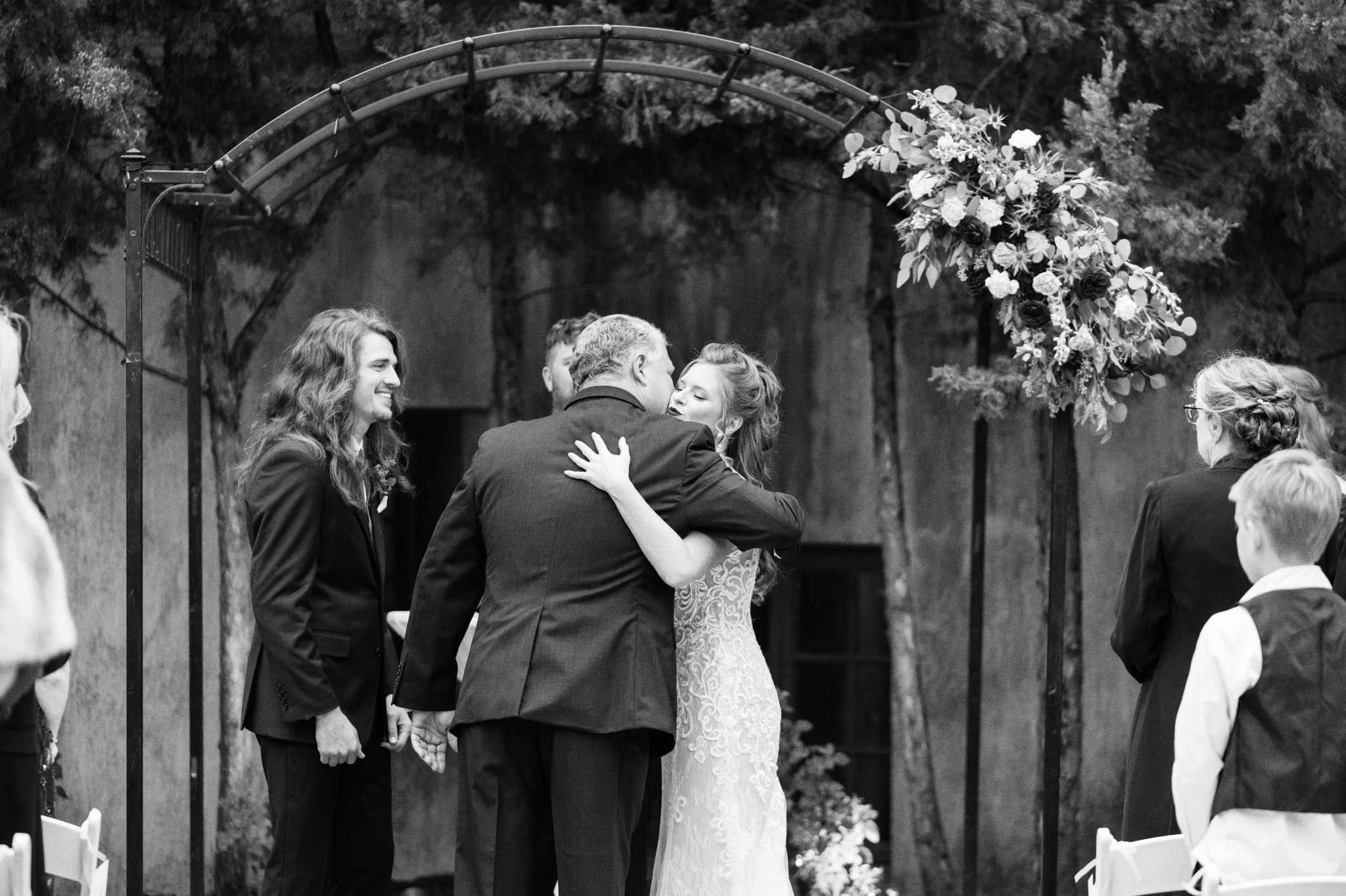 Playful and Romantic Wedding at the Dresser Mansion in Tulsa, Oklahoma