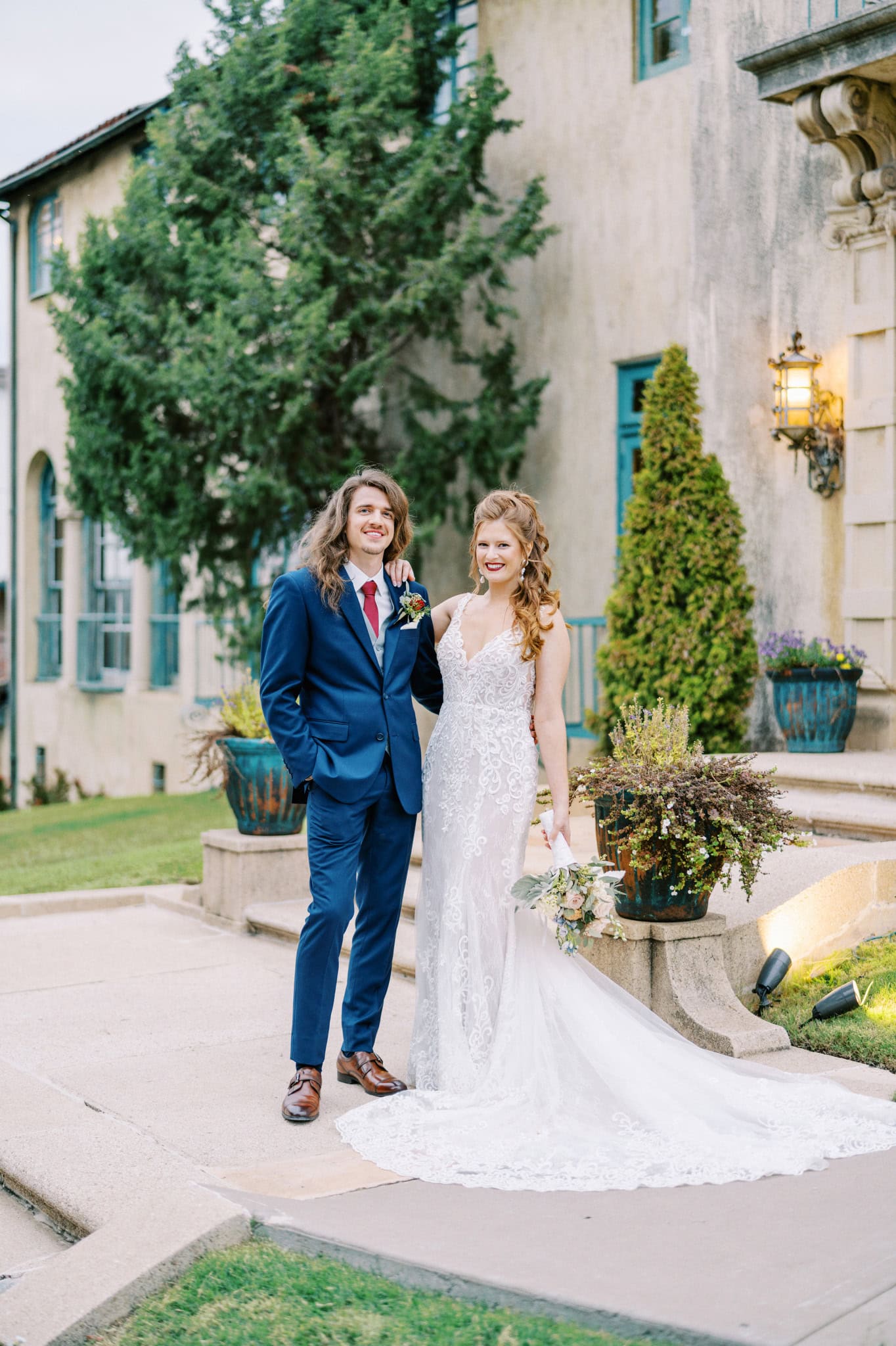 Playful and Romantic Wedding at the Dresser Mansion in Tulsa, Oklahoma