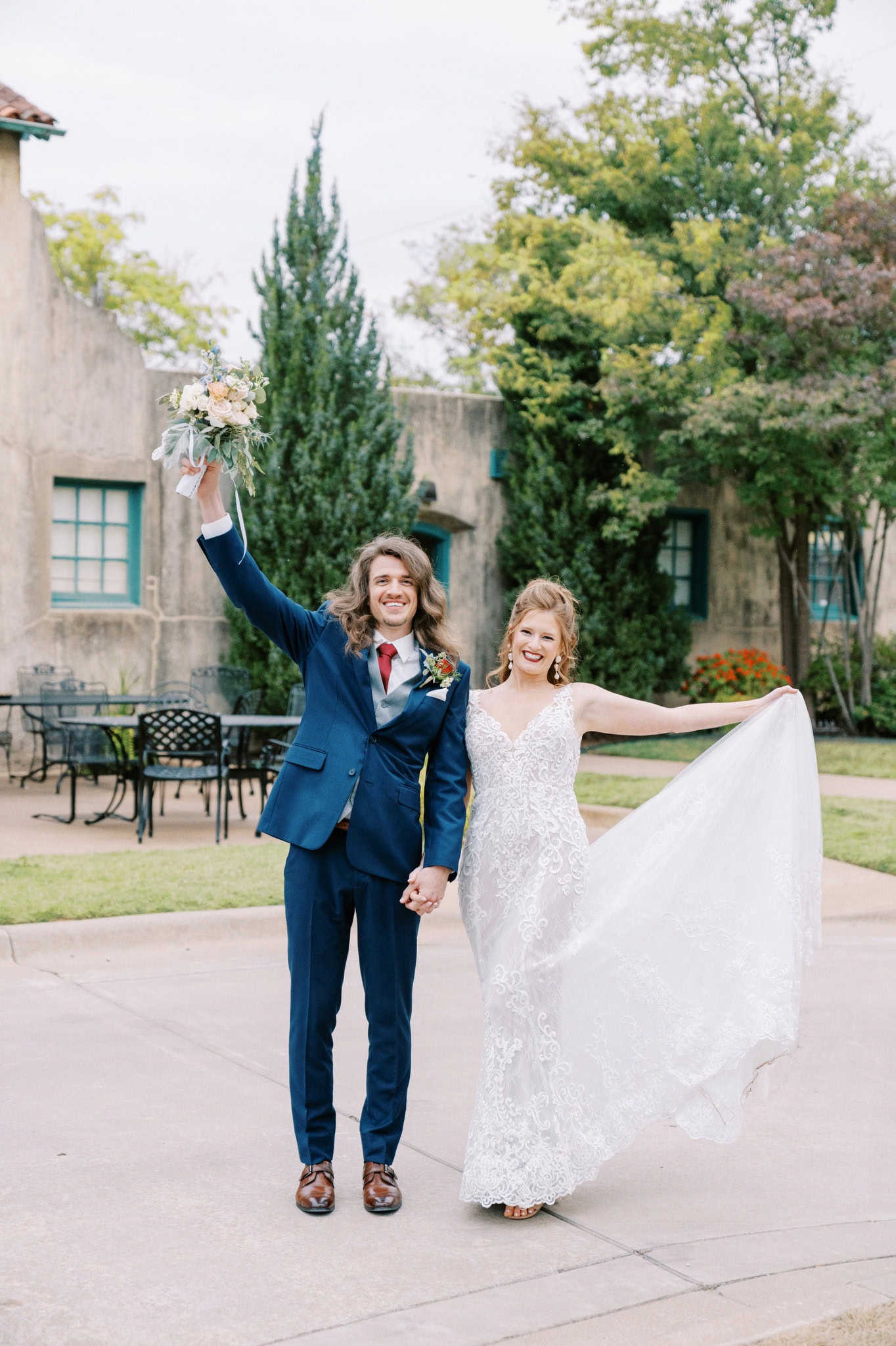 Playful and Romantic Wedding at the Dresser Mansion in Tulsa, Oklahoma