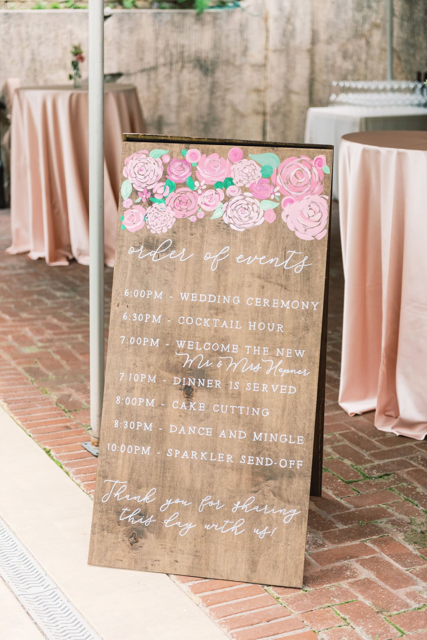 Softly Styled Wedding at the Dresser Mansion in Tulsa, Oklahoma