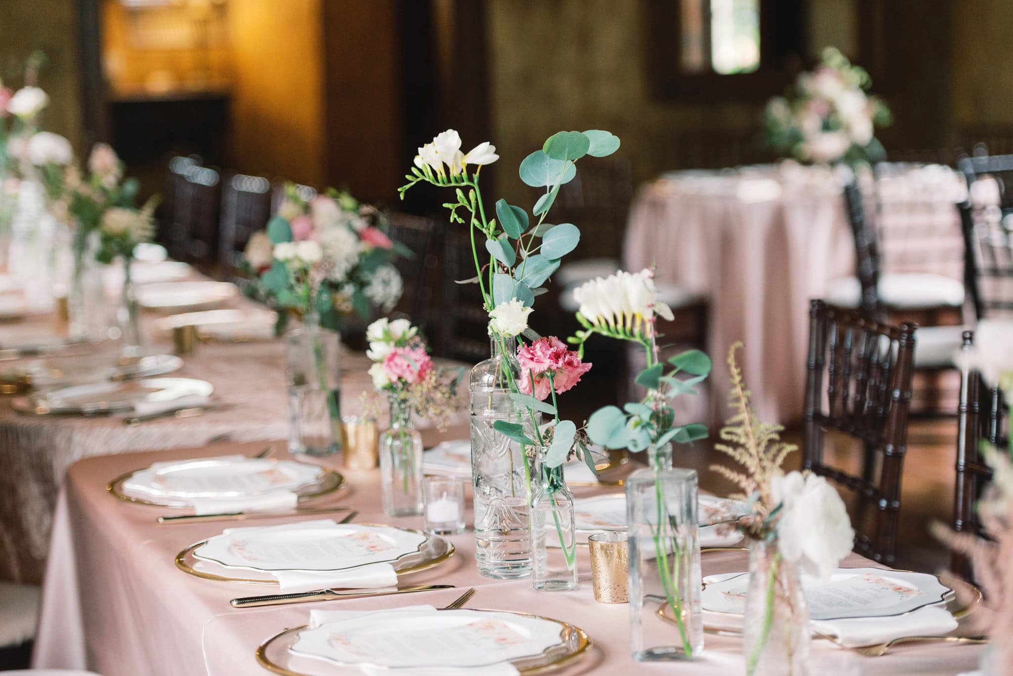 Softly Styled Wedding at the Dresser Mansion in Tulsa, Oklahoma