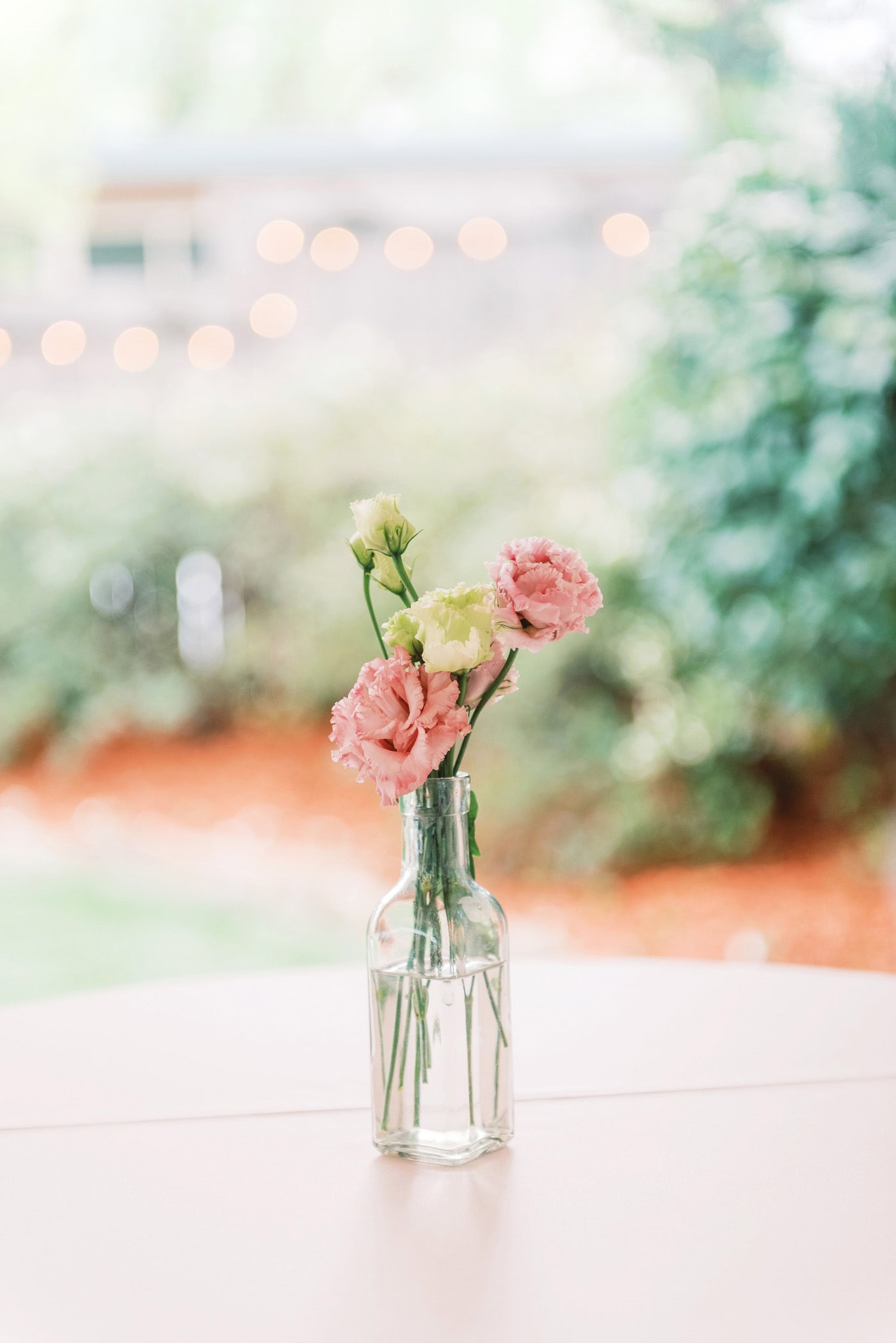 Softly Styled Wedding at the Dresser Mansion in Tulsa, Oklahoma