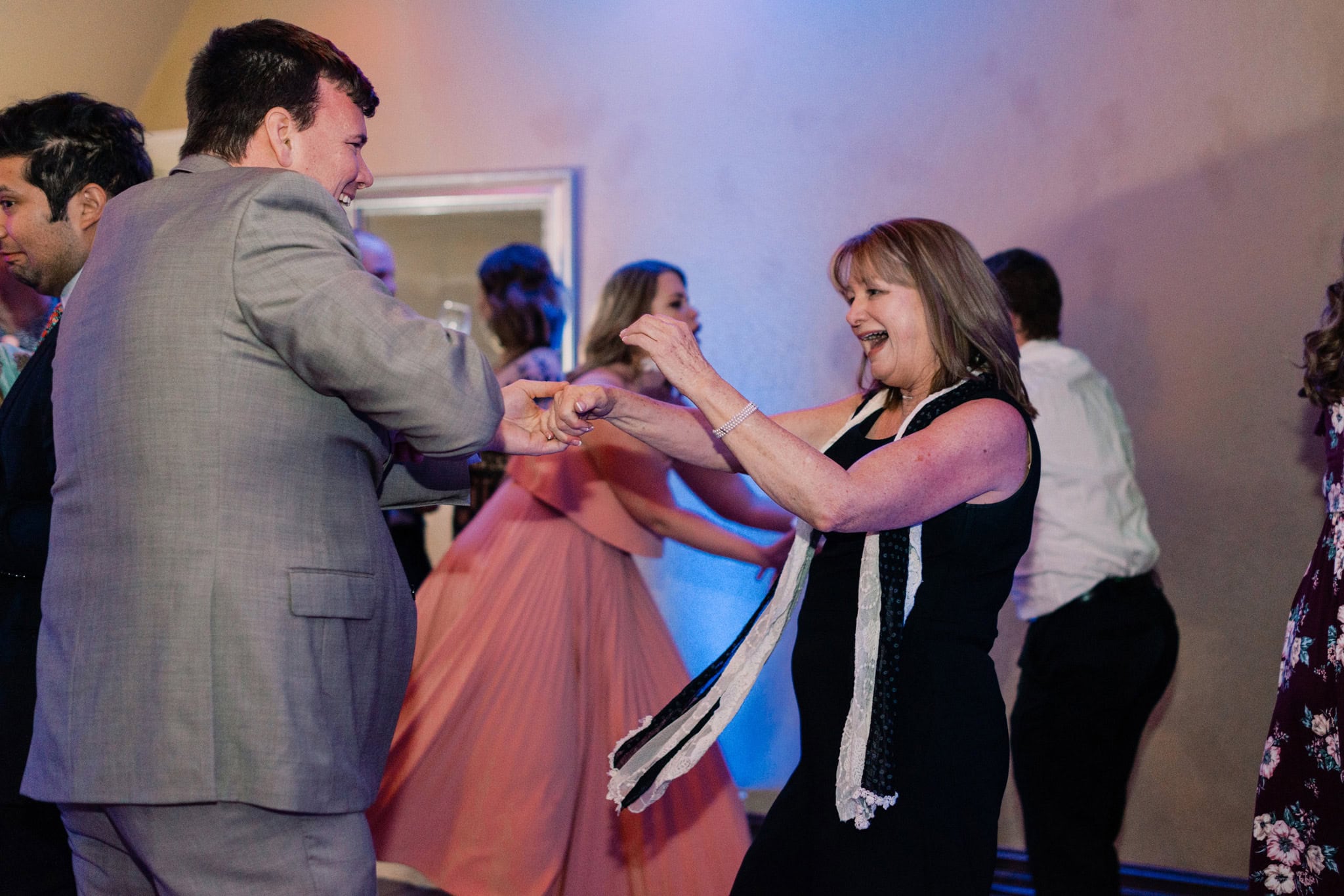 Softly Styled Wedding at the Dresser Mansion in Tulsa, Oklahoma