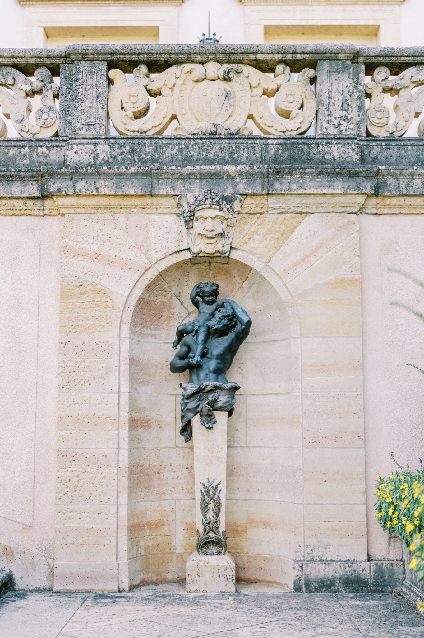 Vibrant bridal session in the gardens at The Philbrook Museum of Art in Tulsa, Oklahoma