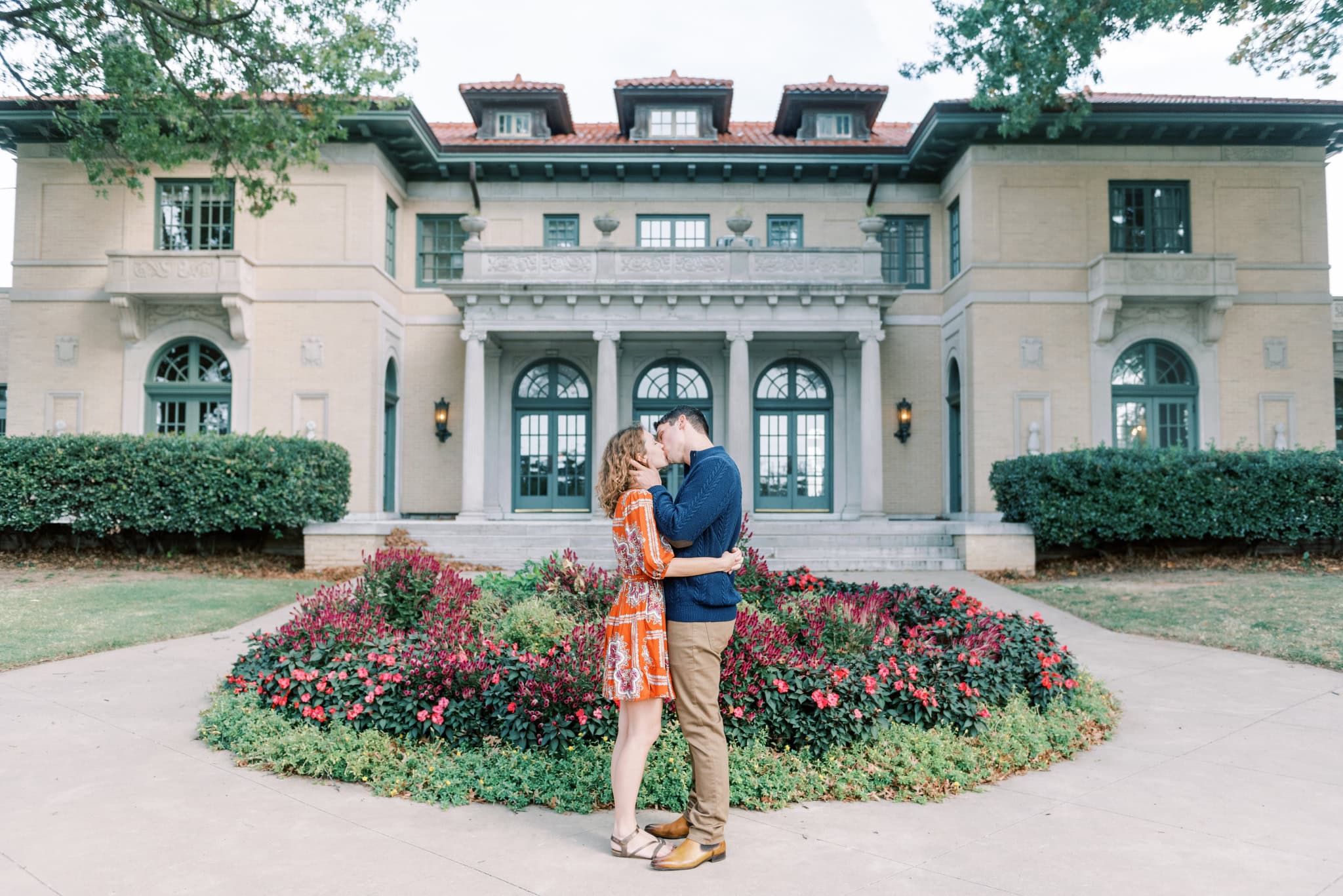 Engagement Session at the Mansion at Woodward Park in Tulsa, Oklahoma