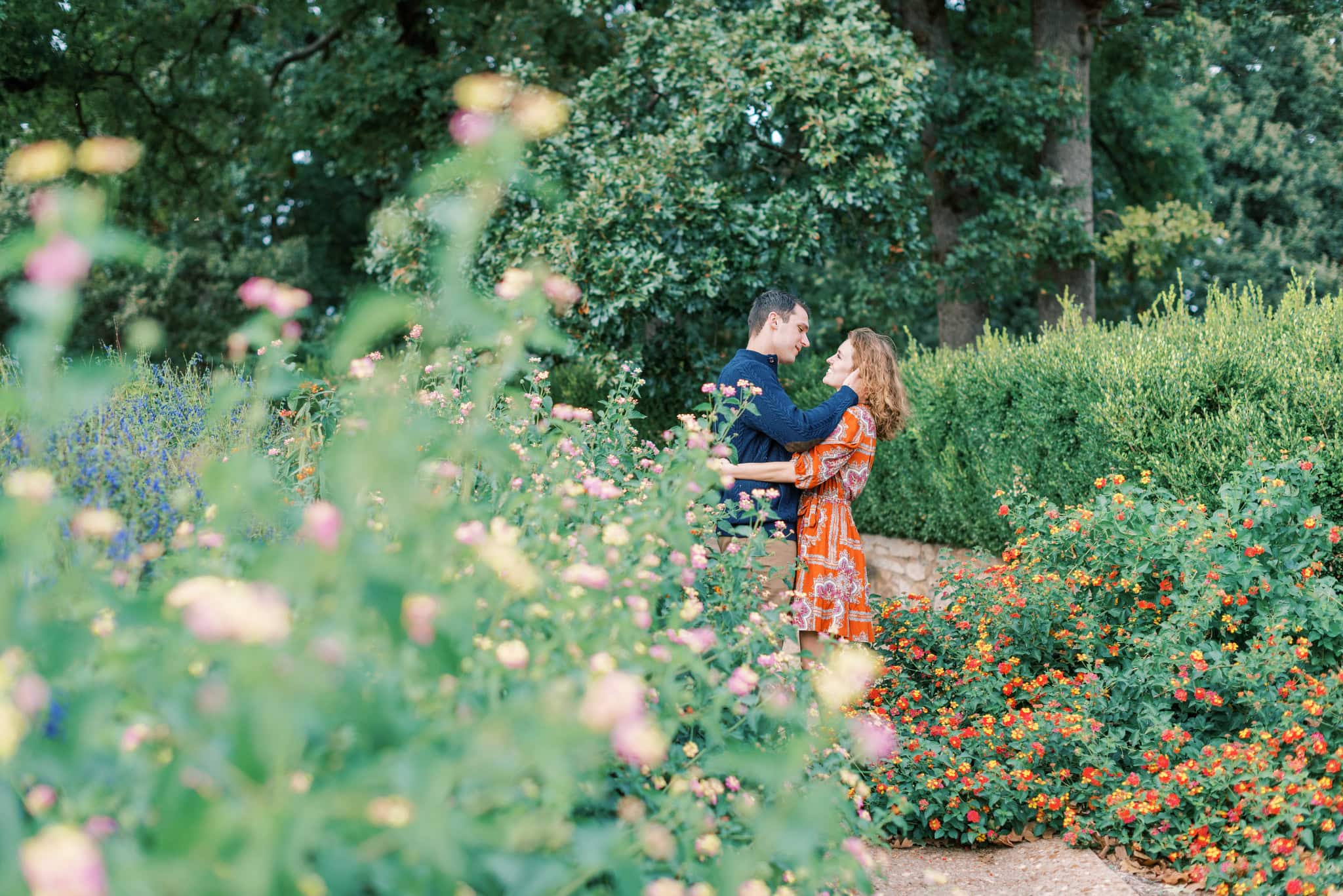 Engagement Session at the Mansion at Woodward Park in Tulsa, Oklahoma