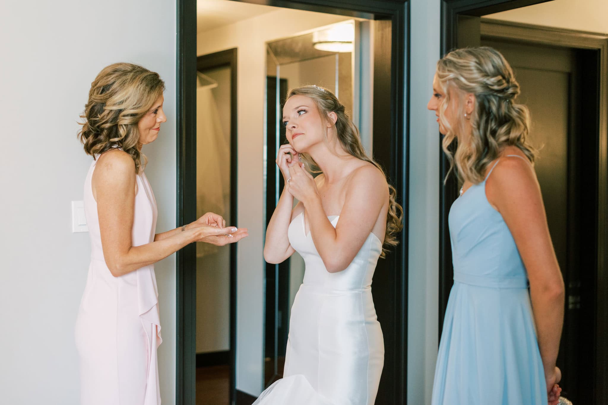 Getting Ready for a Wedding at the Mayo Hotel in Tulsa Oklahoma