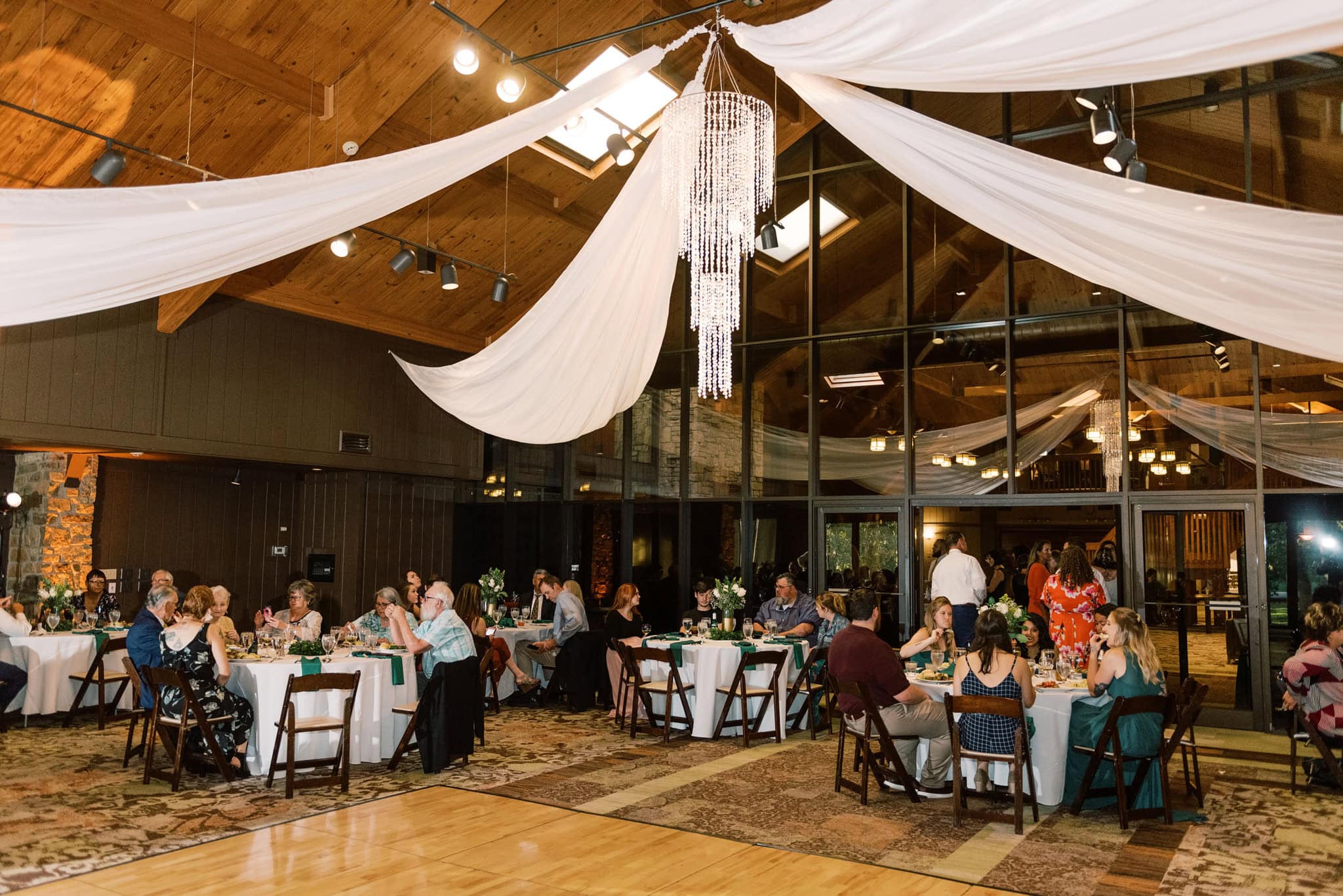 Wedding at Postoak Lodge in Tulsa, Oklahoma