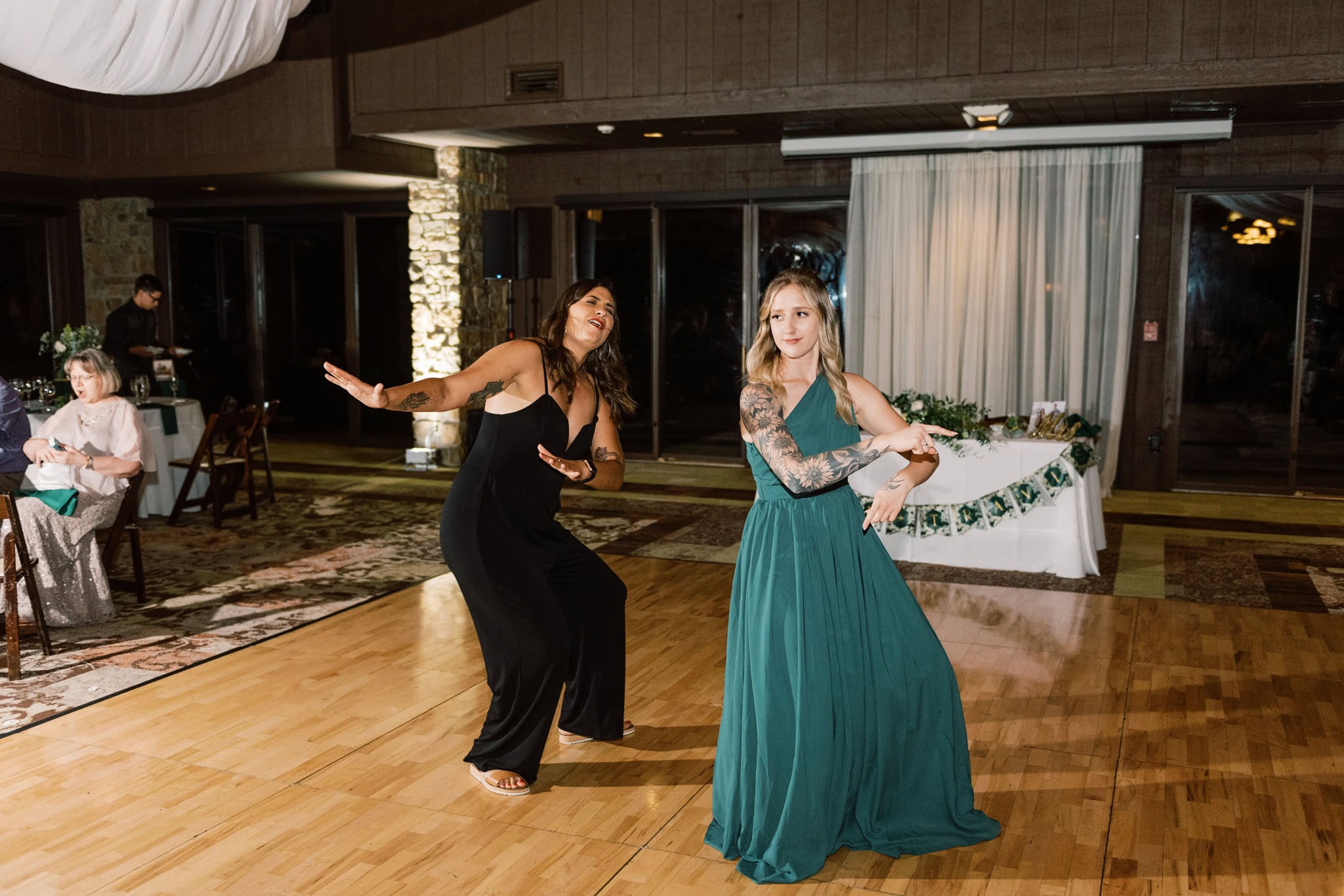 Wedding at Postoak Lodge in Tulsa, Oklahoma