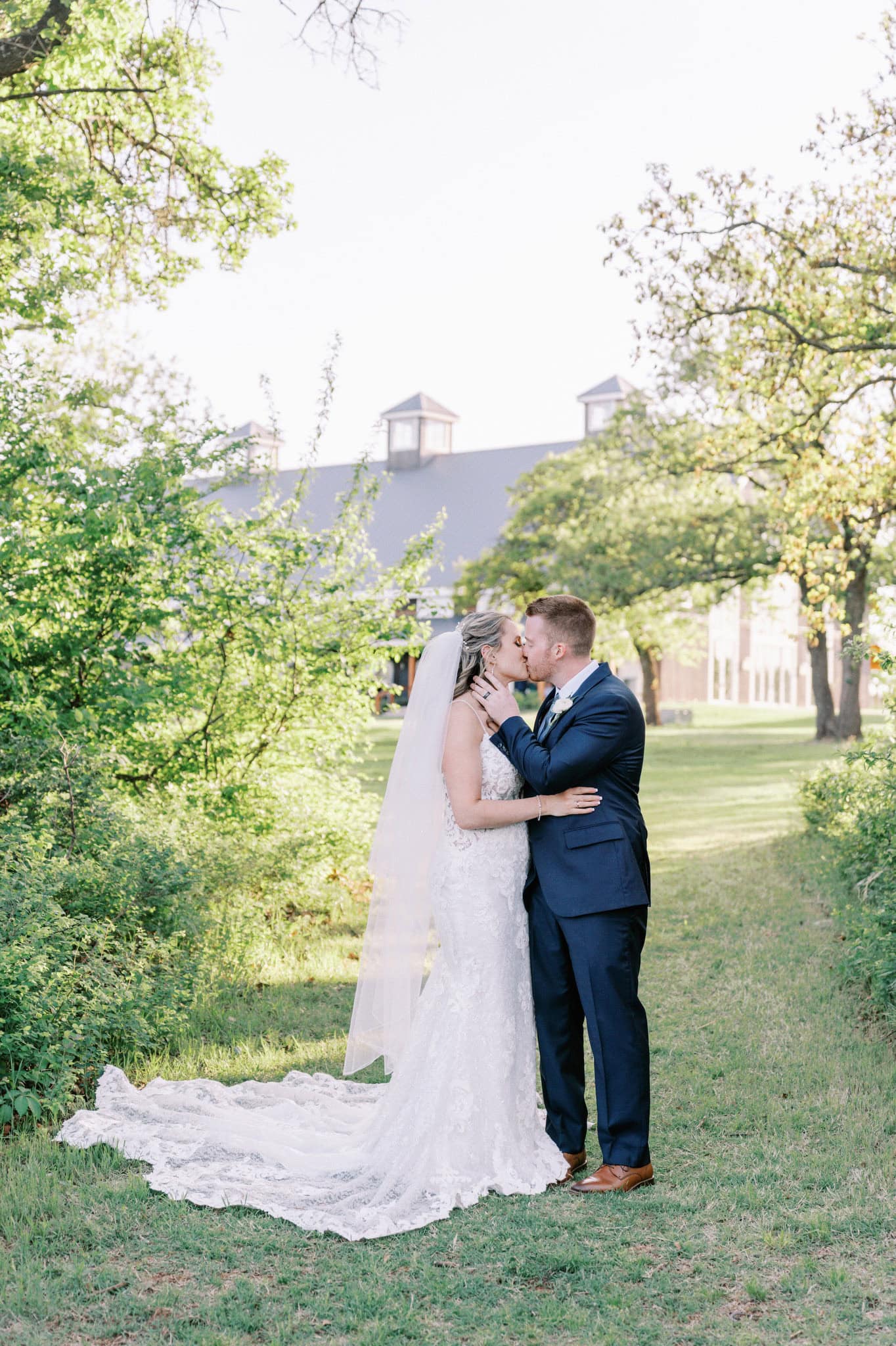 Sparrow Beginnings Stillwater Wedding