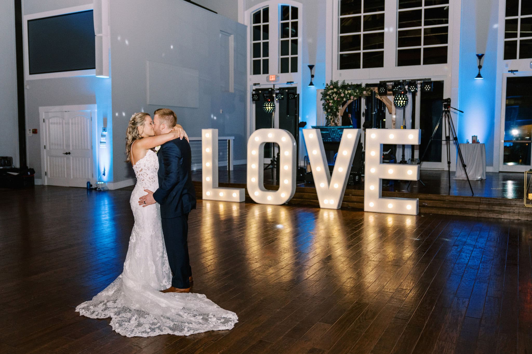 Sparrow Beginnings Stillwater Wedding