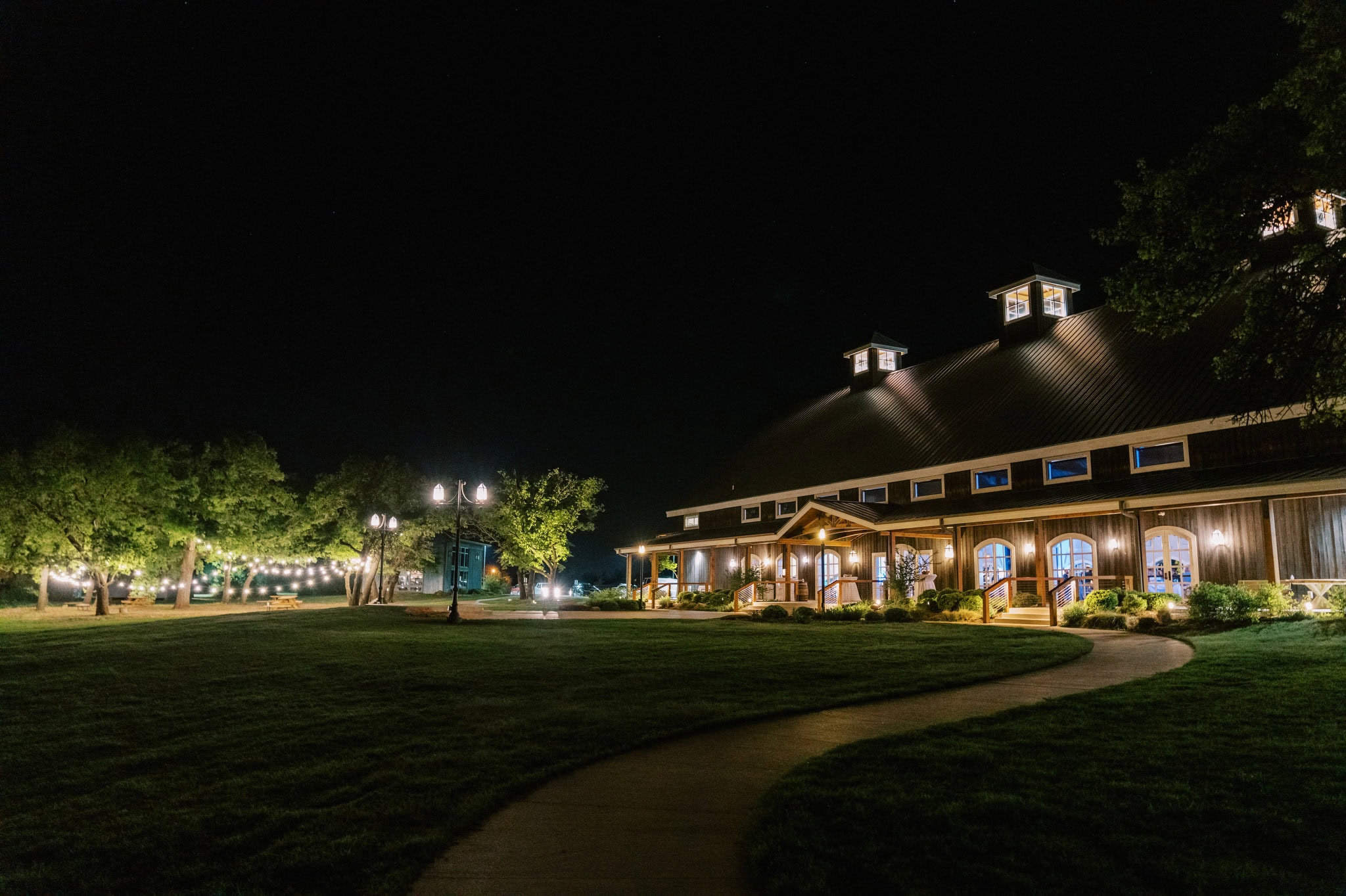 Sparrow Beginnings Stillwater Wedding